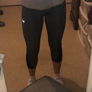 Black and grey cheetah print crop Nike leggings